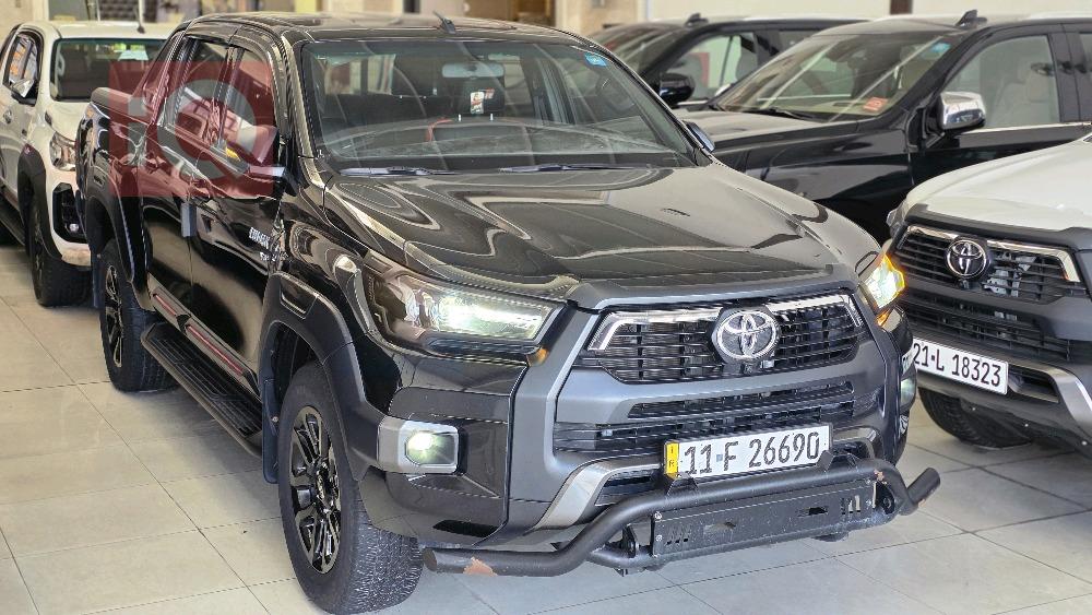 تويوتا هايلوكس